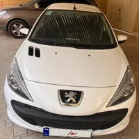 کرایه خودرو بدون‌راننده