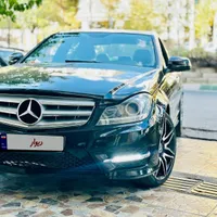 اجاره خودرو رنت ماشین بنز سی ۲۰۰ بدون راننده