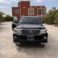 اجاره تویوتا لندکروز/اجاره خودرو/کرایه اتومبیل