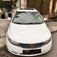 اجاره خودرو رنت خودرو کرایه ماشین سراتو توسان ۲۰۷