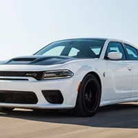 اجاره خودرو رنت ماشین دوج چارجر آمریکایی