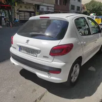 اجاره خودرو ۲۰۶ و ۲۰۷. رنت ماشین