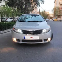 سینما اجاره خودرو اجاره ماشین رنت سراتو وارداتی