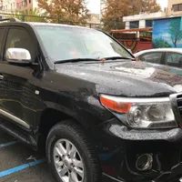 اجاره خودرو تویوتا لندکروز/رنت ماشین/کرایه شاسی